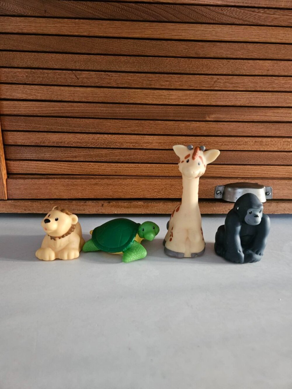 2011 Fisher-Price Little People Zoo Talkers 4 pc Lot